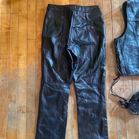 Genuine leather vest and pants - Picture 5 of 6